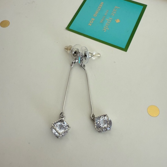 Elegant Silver Drop Earrings - Picture 1 of 2